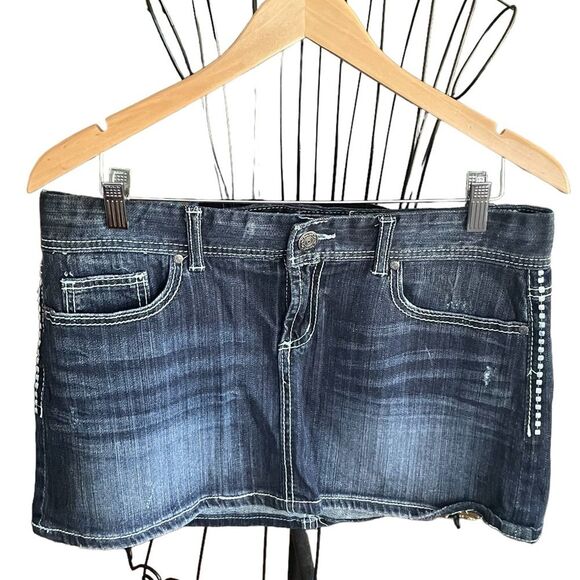 Maurices Embellished Y2K Micro Mini Whiskered Denim Jean Skirt Juniors 11/12 - Picture 1 of 13